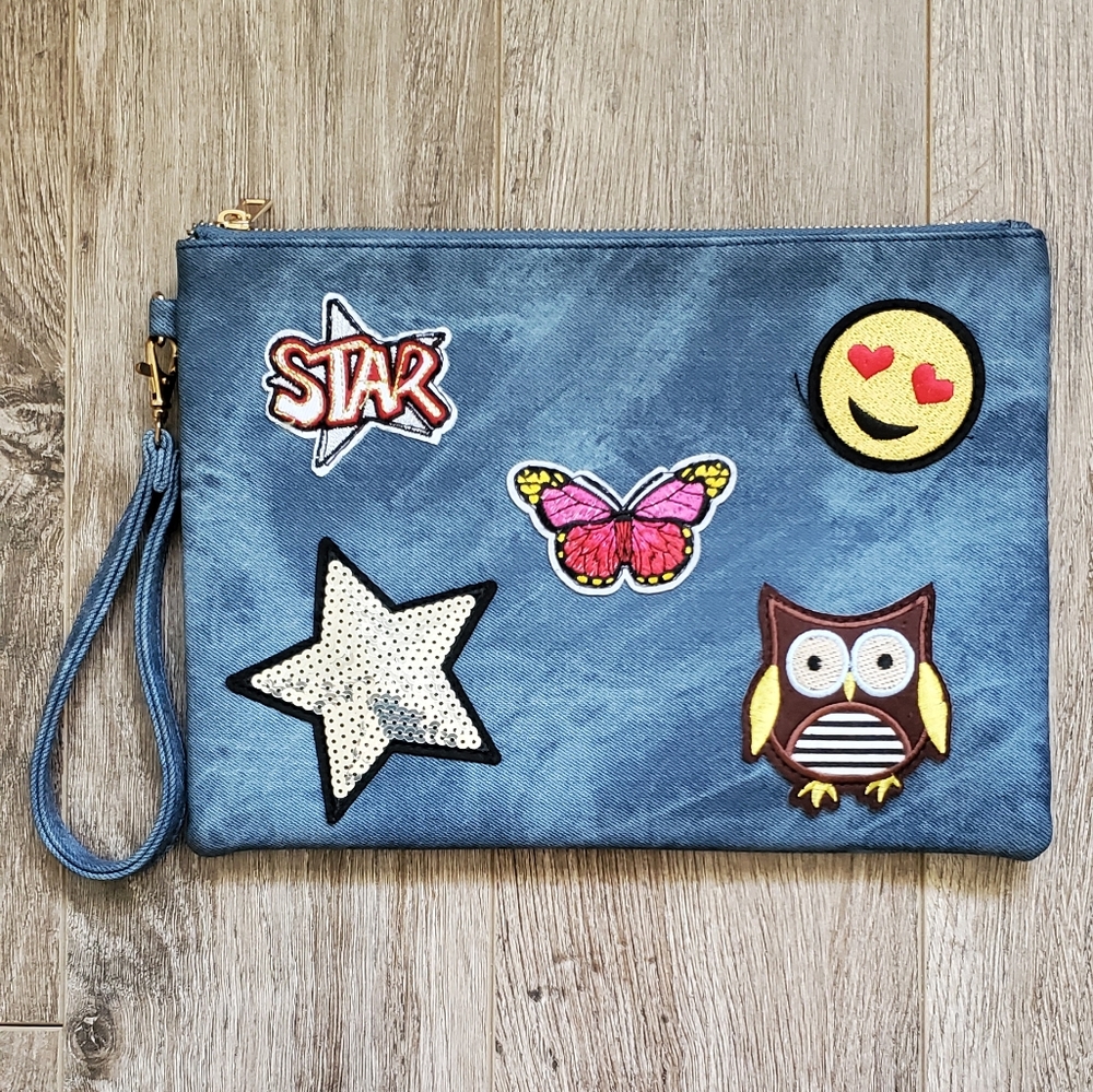 Blue wrestlet with fun pouches